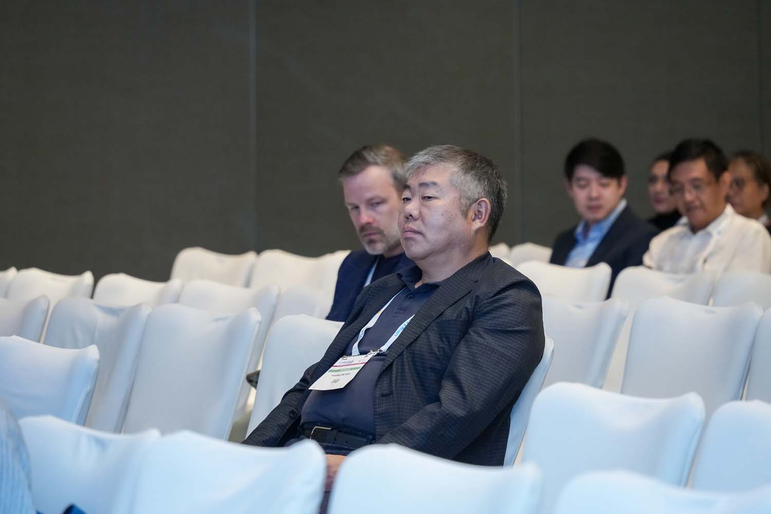 0102 URO DIN05954